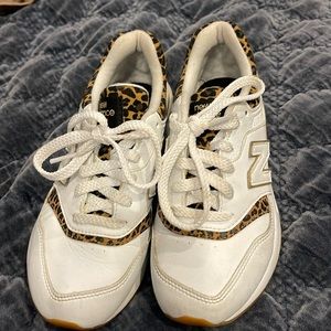 Kid’s leopard detail New Balance 997H sneakers